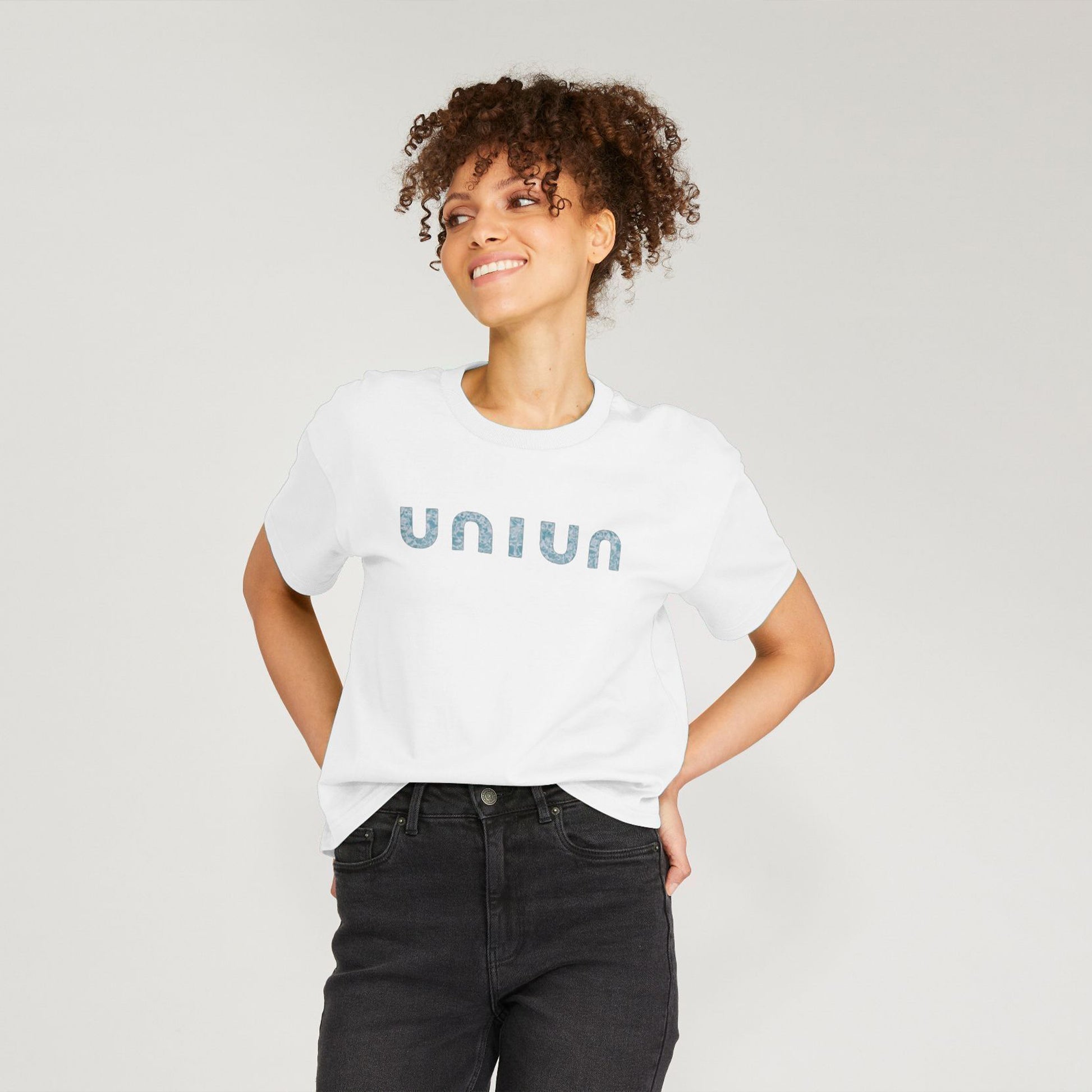 UNIUN Aqua White Crop Tee